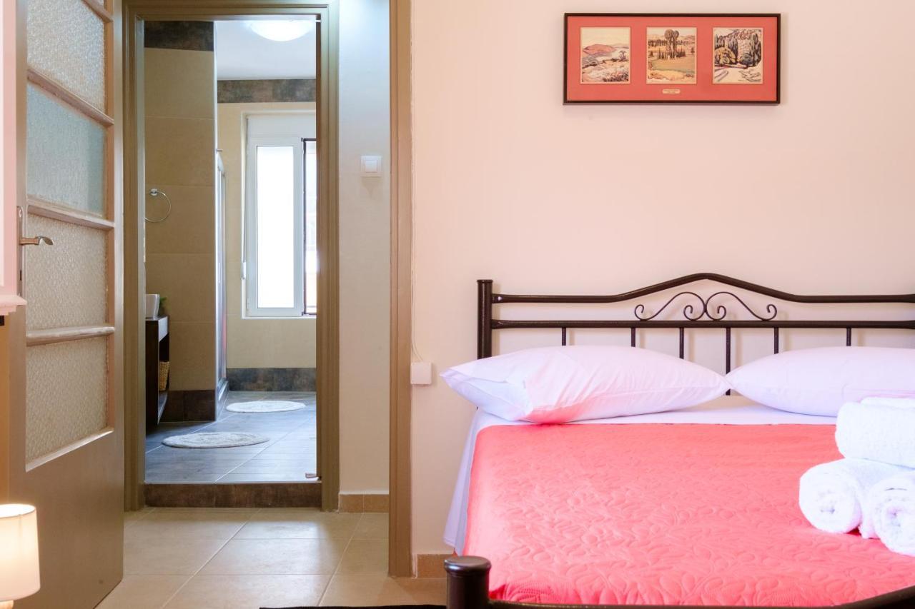 Home With Courtyard In Beating Heart Of Old Town! Chania  Luaran gambar