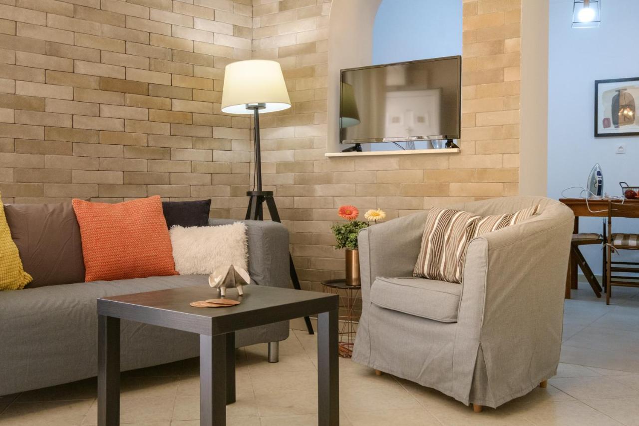 Home With Courtyard In Beating Heart Of Old Town! Chania  Luaran gambar
