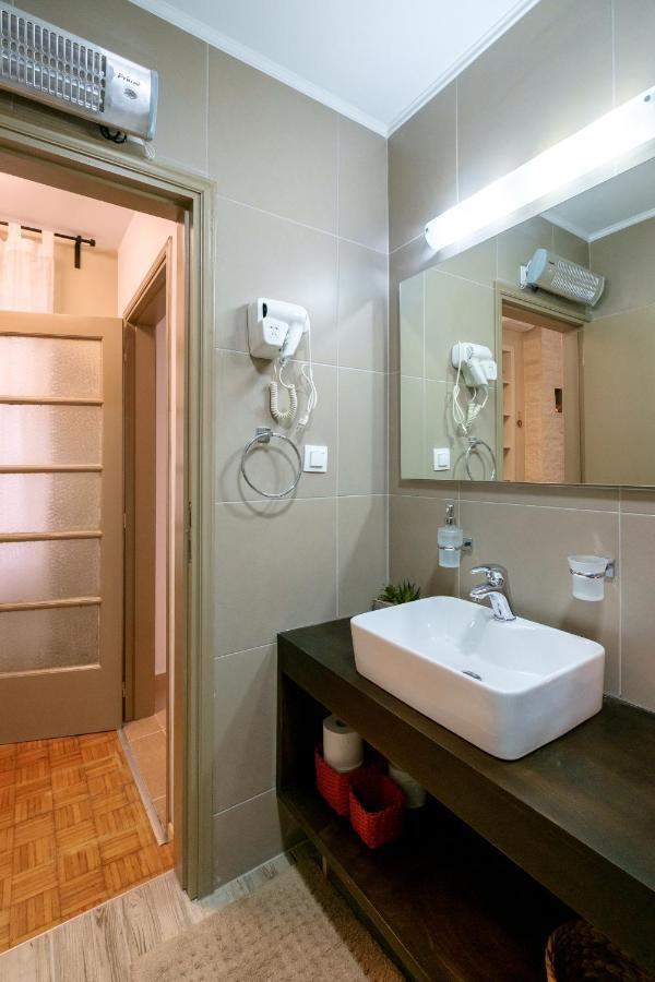 Home With Courtyard In Beating Heart Of Old Town! Chania  Luaran gambar